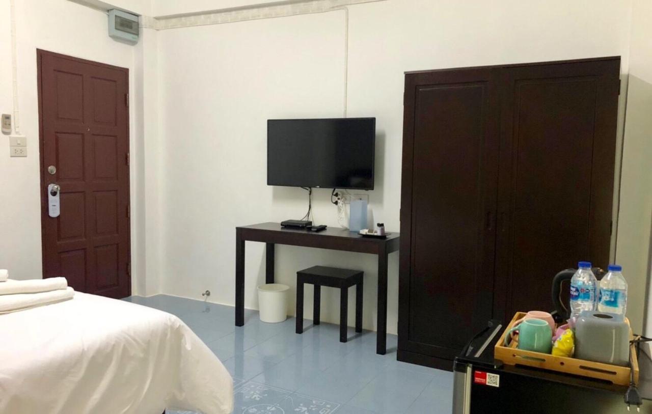 Oblique Apartment - ออฟบลิค อพาร์ทเมนท์ Nonthaburi Exterior foto